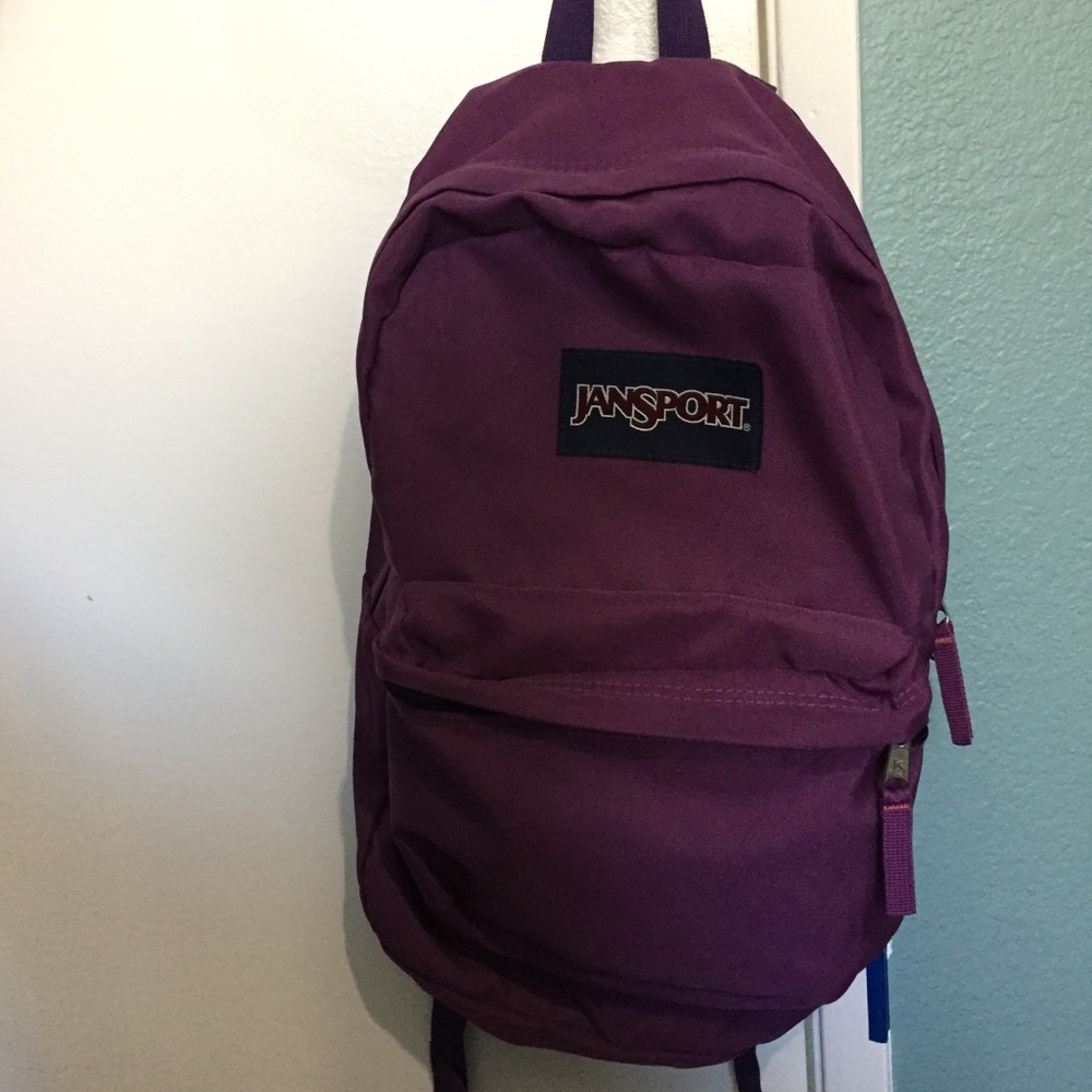 PURPLE JANSPORT BACKPACK IN PERFECT CONDITION!
